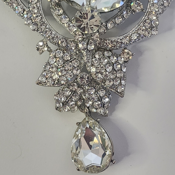 Large Statement Silver with Clear Crystal Rose Pin Brooch / Pendant - Picture 4 of 7